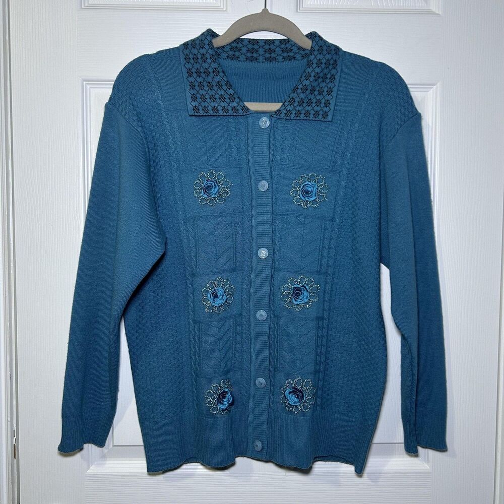 T.C Fashion Vintage Women's Large Button Up Embellished Cardigan Teal Knit